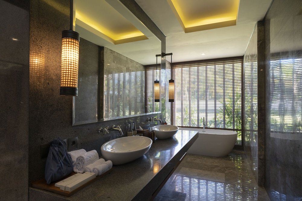 Фото Adi Bisma Inn by Mahaputra