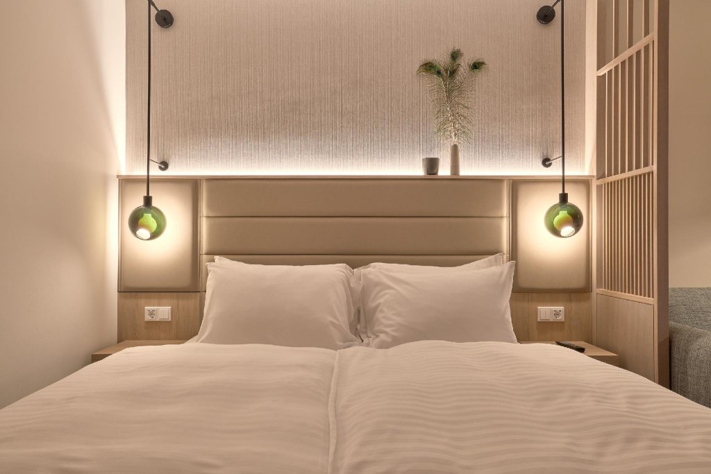 Фото Adina Apartment Hotel Cologne