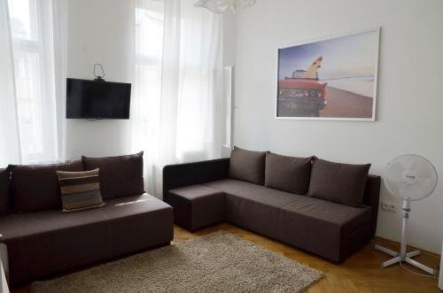 Фото The Republic Garden - Hostel