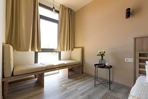 Фото Hostal 12 El Campello