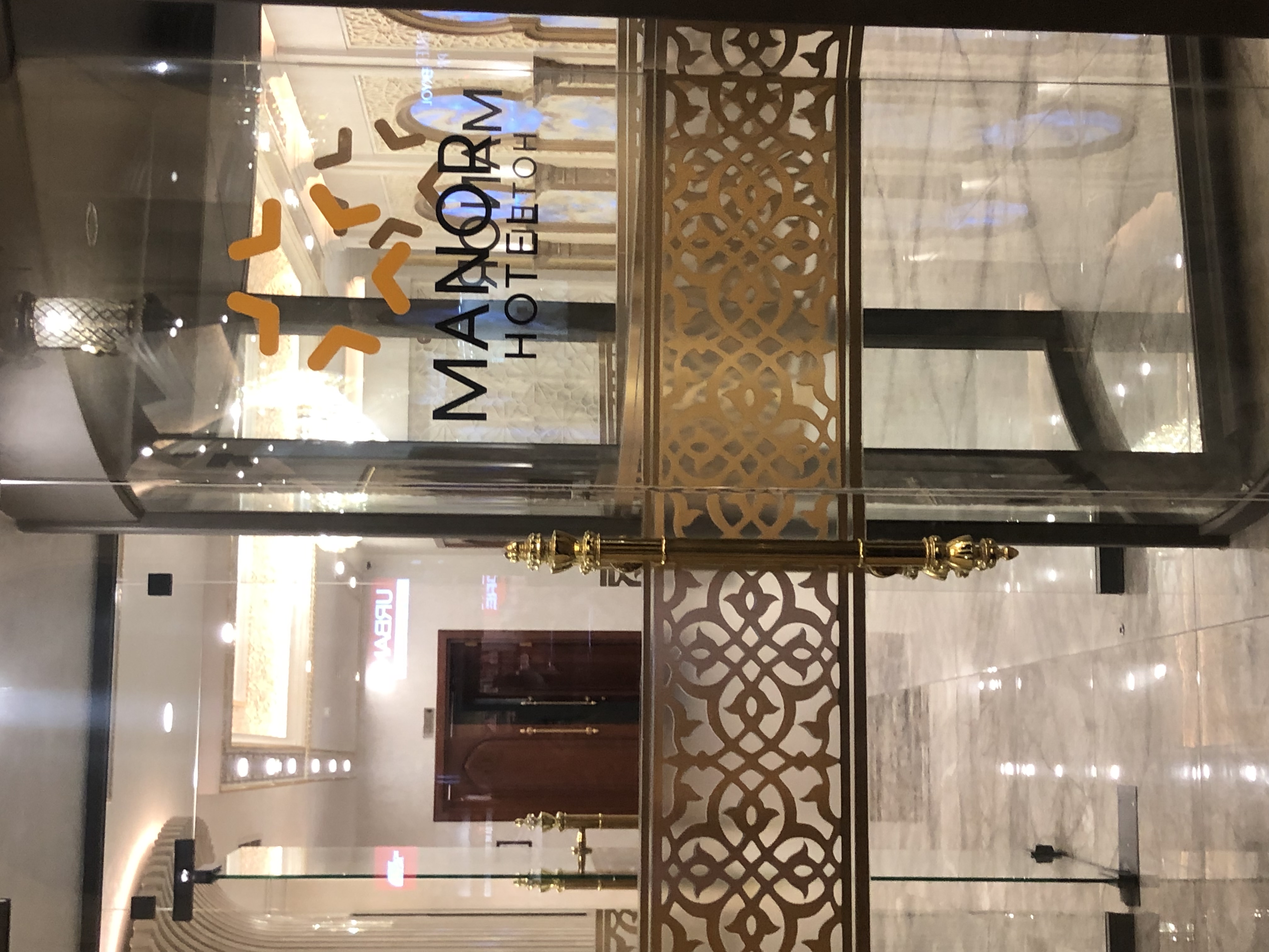 Фото Manor Hotel