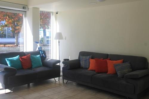 Фото Relax Inn Suites