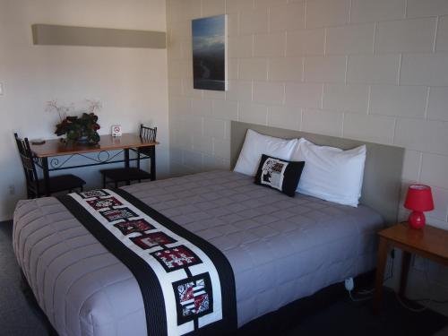 Фото Montana Lodge Motel