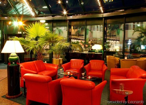 Гостиница Hotel Amadeus Frankfurt в Бад-Фильбеле
