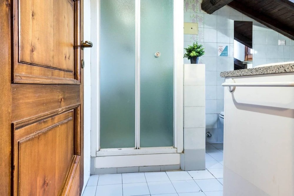 Фото Altido Big Wooden Apartment for 6 near Milano Center