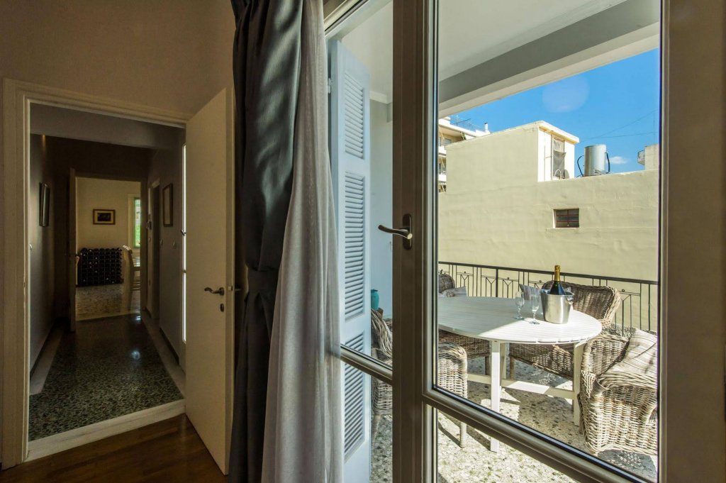 Фото The Mansion