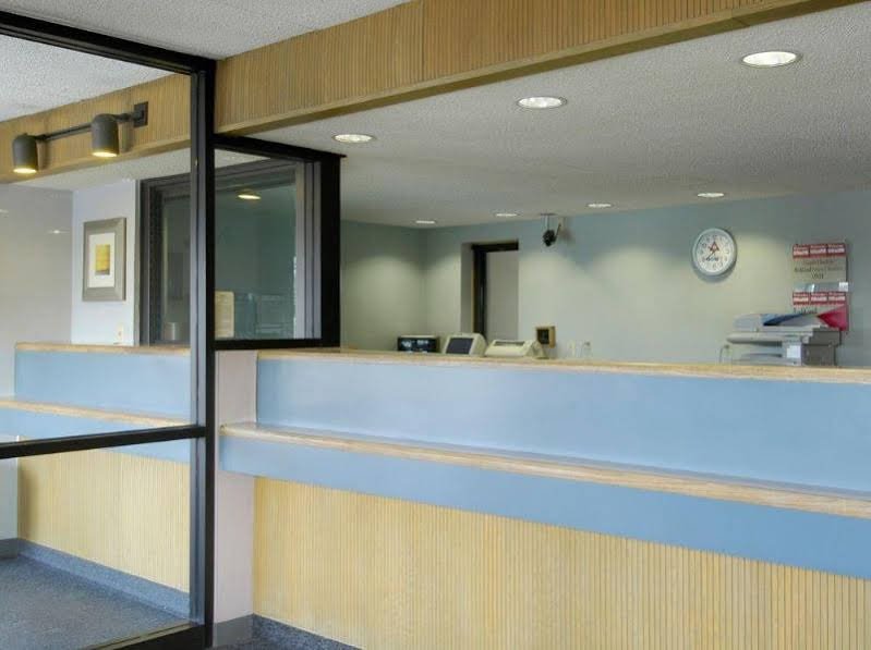 Фото Red Roof Inn Danville, Pa