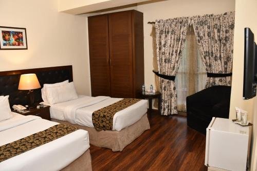 Фото Royalton Hotel - Rawalpindi