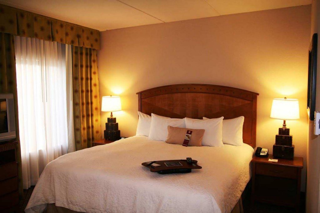 Фото Hampton Inn & Suites-Dallas Allen