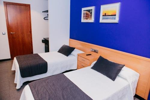 Фото Hostal Apolo