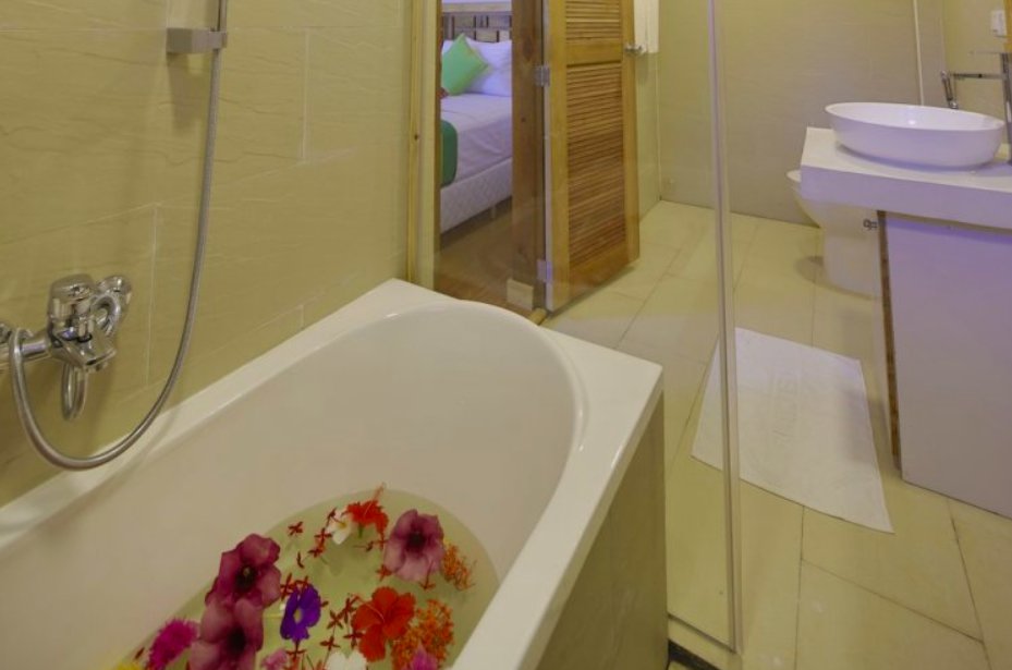 Фото Shallow Lagoon Rasdhoo