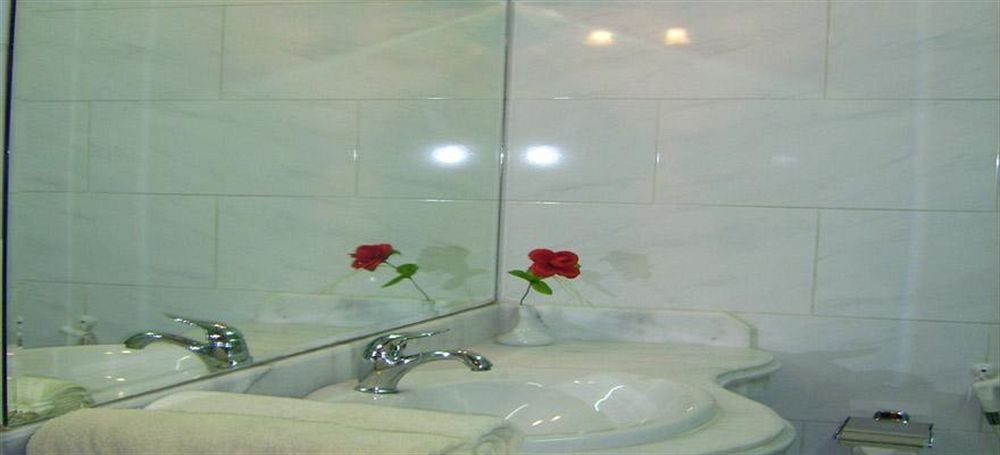 Фото Alexandria Mediterranean Suites