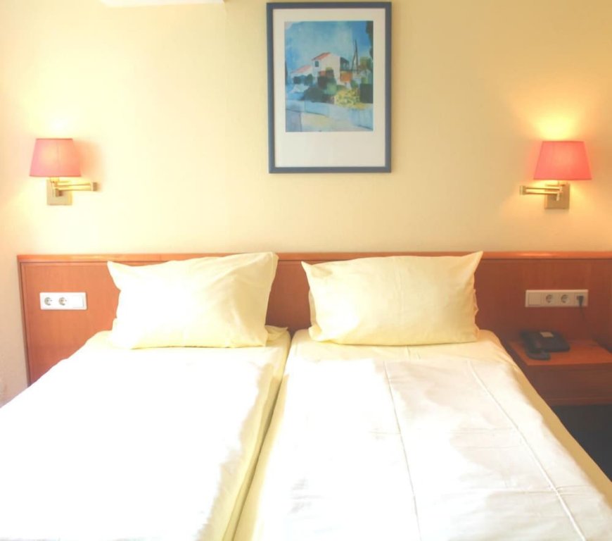 Фото Hotel Eden - Am Hofgarten