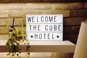 The Cube Hotel - Hostel