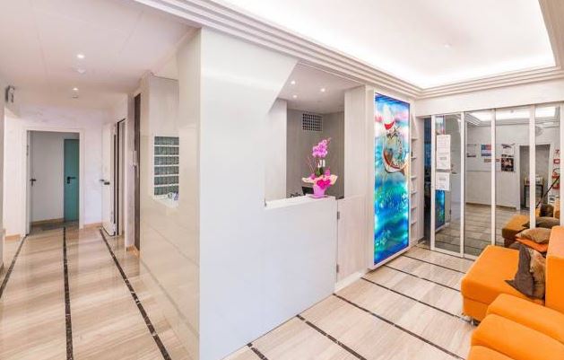 Фото отеля 1