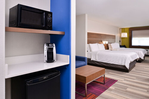 Гостиница Holiday Inn Express Hotel & Suites Elgin