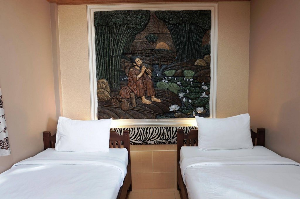 Фото Golden House Hotel Sakaeo