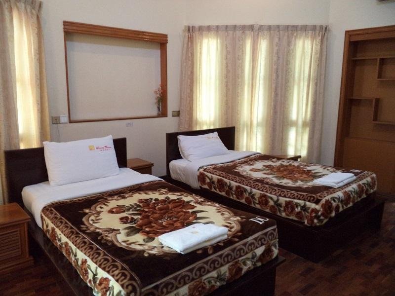 Фото Hsaung Thazin Hotel Pyin Oo Lwin