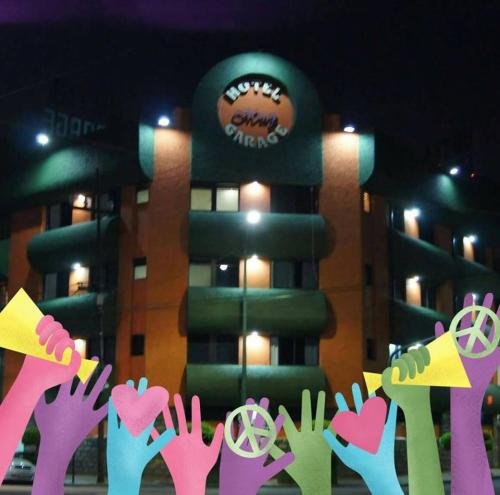 Фото отеля 1