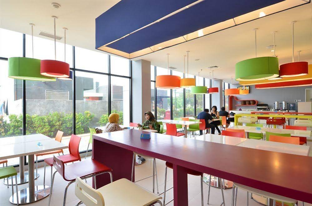 Фото Pop! Hotel Bsd City Tangerang