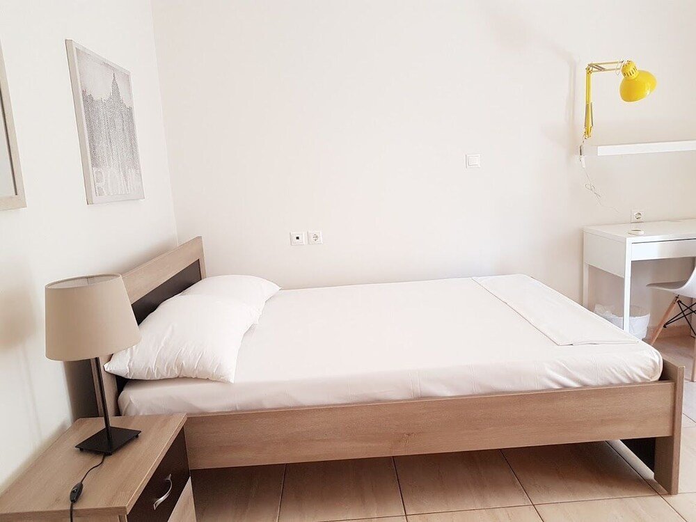 Фото Erra - Zephyr - Athens Center, 90m², 3 Bd, 1.5 Bath