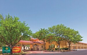 Гостиница Baymont by Wyndham Lubbock - Downtown Civic Center