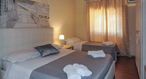 Гостиница Katane Holidays в Катании