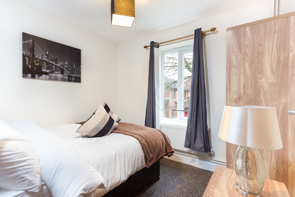 Фото Pride Apartments