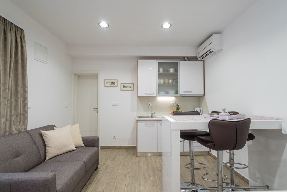 Фото Drop In Split Luxury Suites