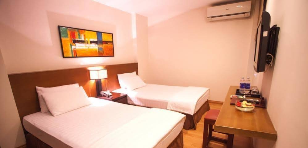 Фото отеля 3