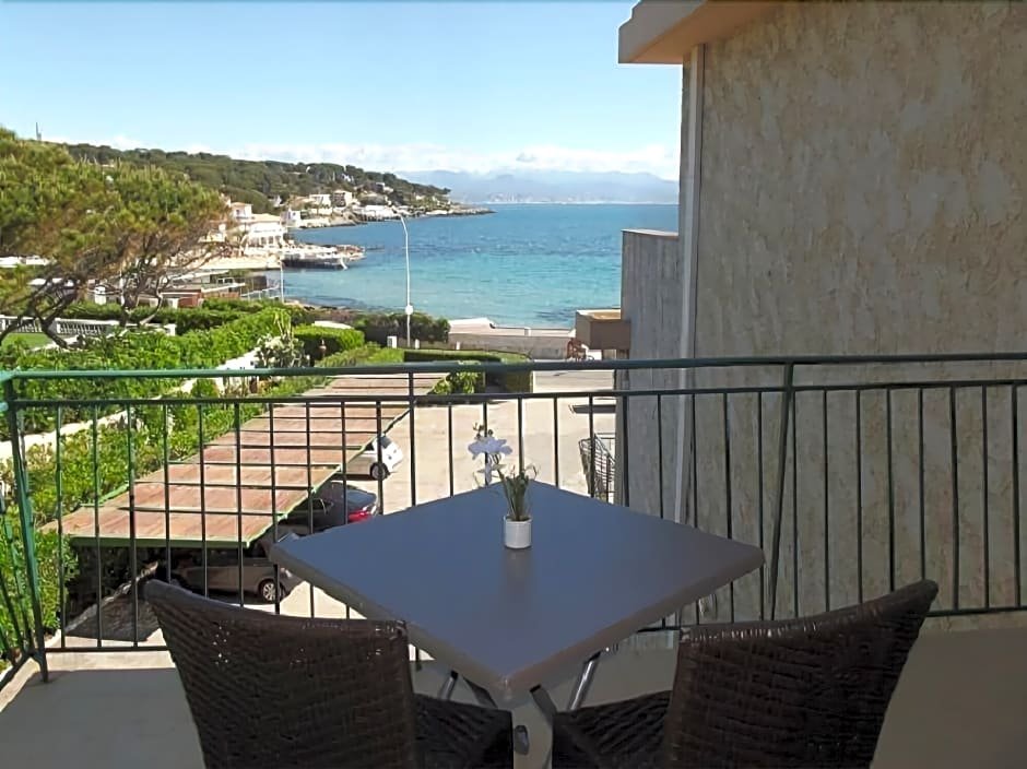 Фото Hôtel du Levant