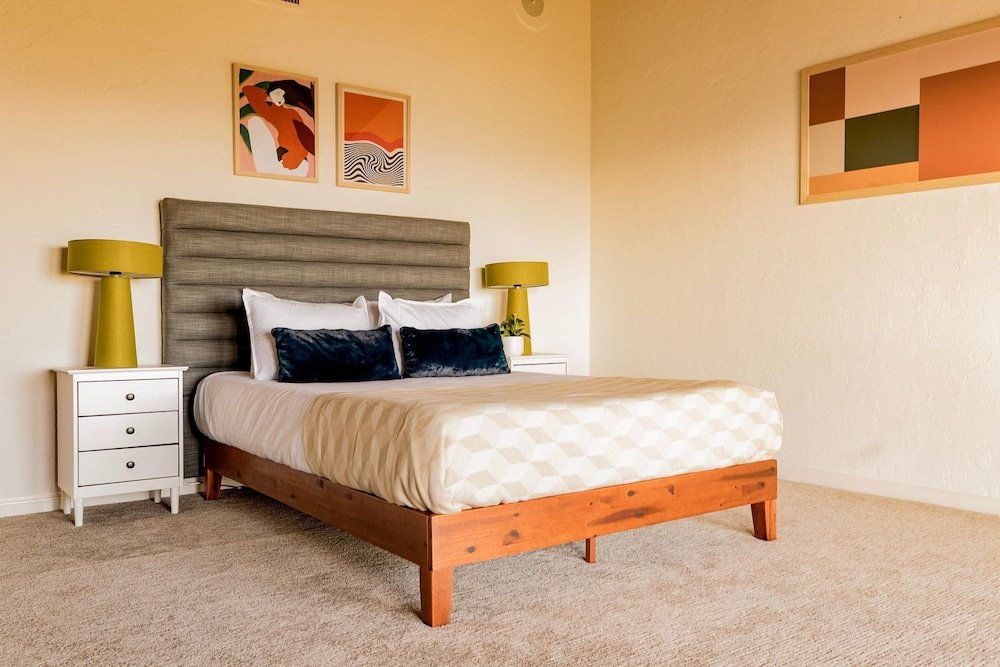 Фото Cliffridge by AvantStay Lush Malibu Hills Estate w Ocean Views