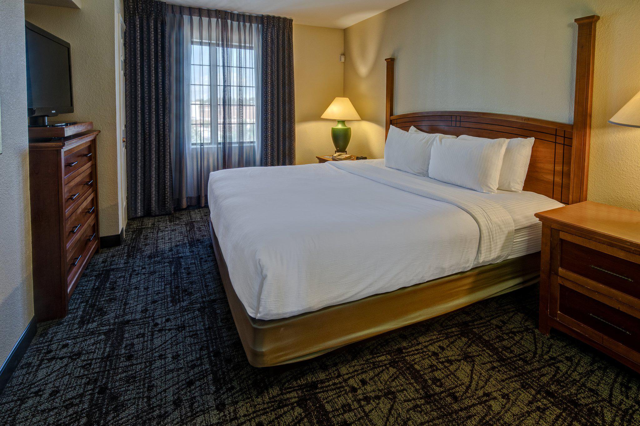 Фото Staybridge Suites Denver - Cherry Creek, an Ihg Hotel