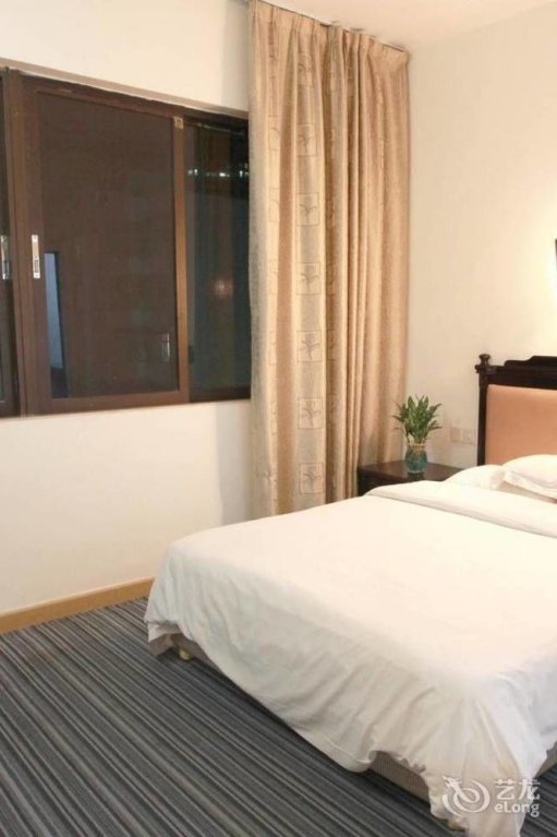 Фото Tengda Businss Hotel - Zhuhai