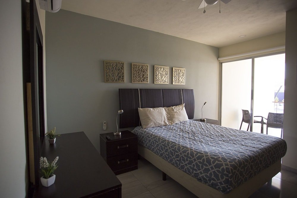 Фото Luxury 2 Bedroom Apartments