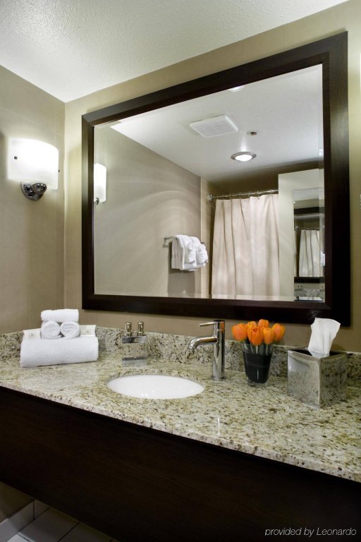 Фото The Listel Hotel Whistler