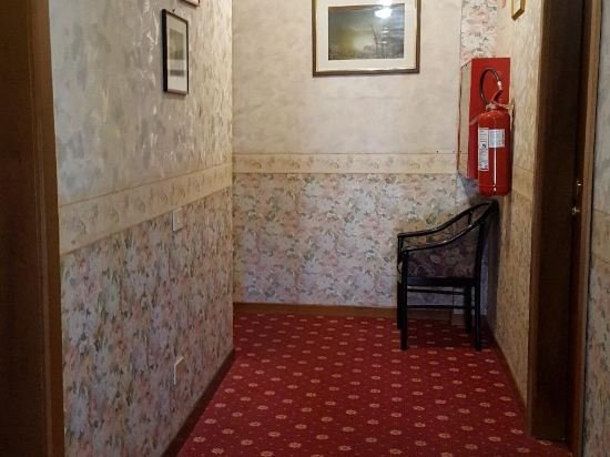 Фото Hotel Montepiana