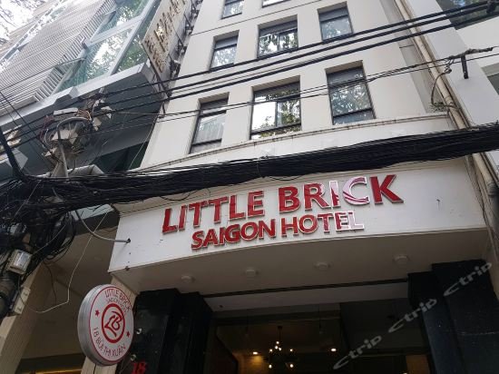 Фото Little Brick Saigon Hotel