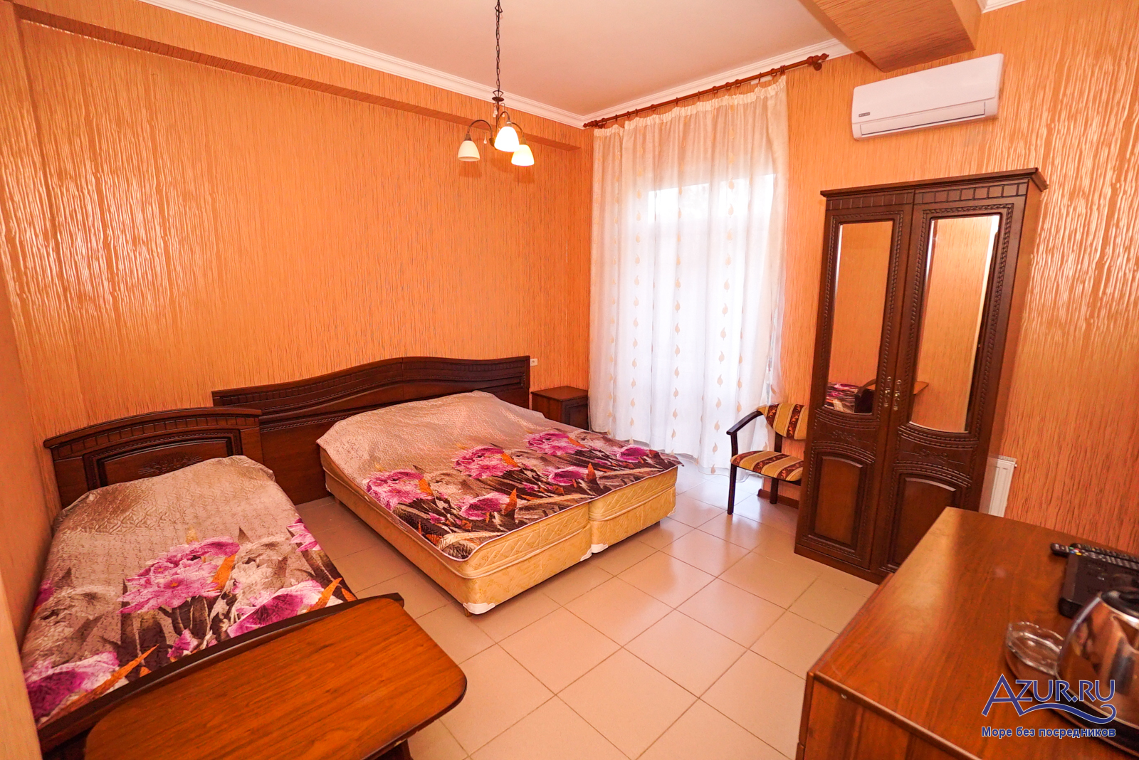 Фото Stone House