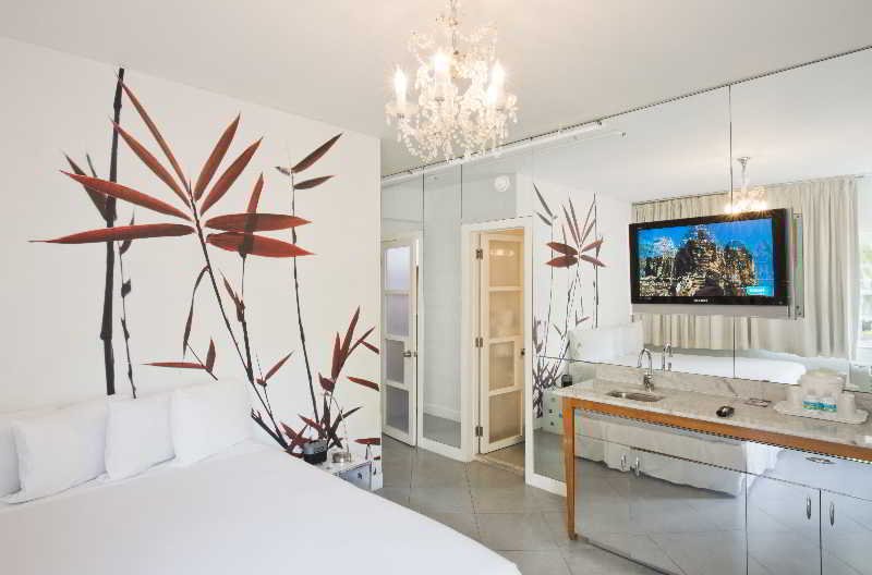 Фото The Penguin Hotel