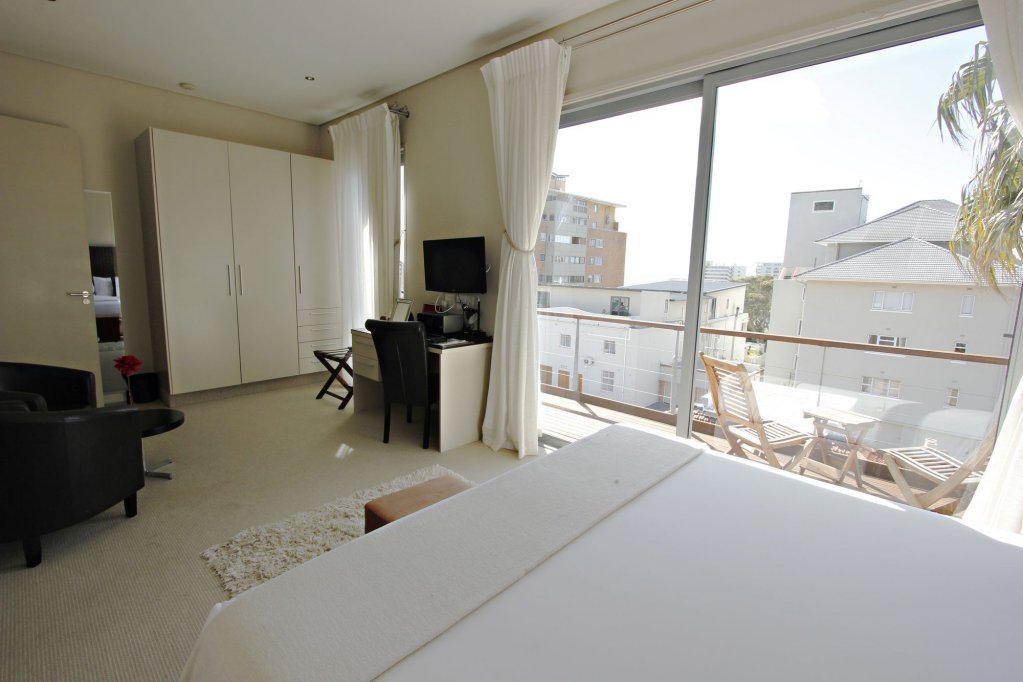 Фото The One 8 Hotel