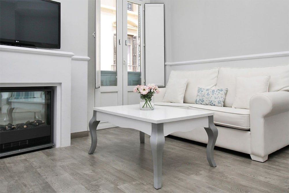 Фото Luxury Penthouse Historical Center