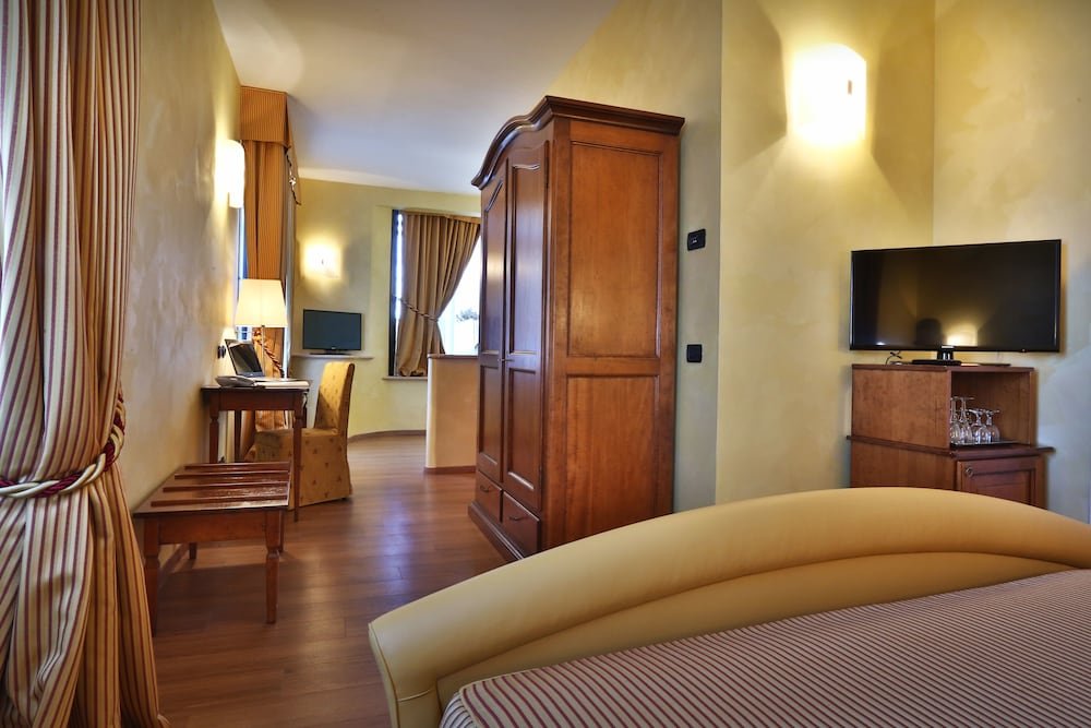 Фото Central Park Hotel Modena