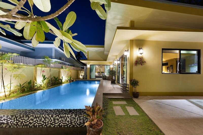 Гостиница Tropical Tranquility Three Bedroom Private Pool Villa Baan Putahracsa