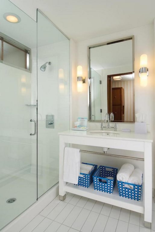 Фото Four Points by Sheraton Jacksonville Baymeadows