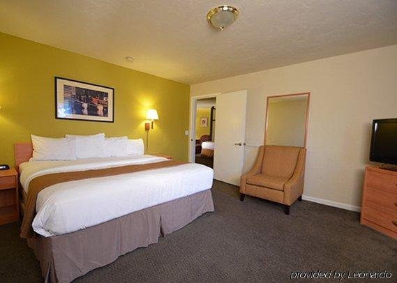 Фото Quality Inn & Suites at Coos Bay
