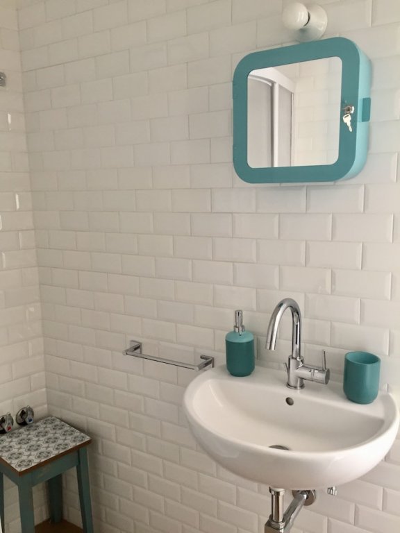 Фото A Due Passi B&b