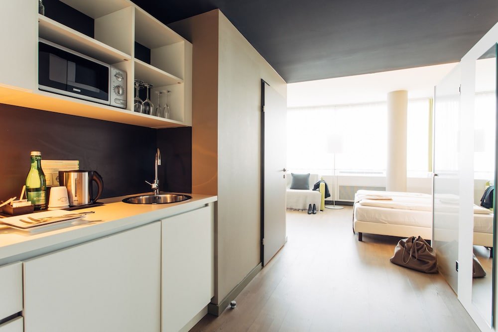 Фото Harry's Home Vienna Millennium Tower