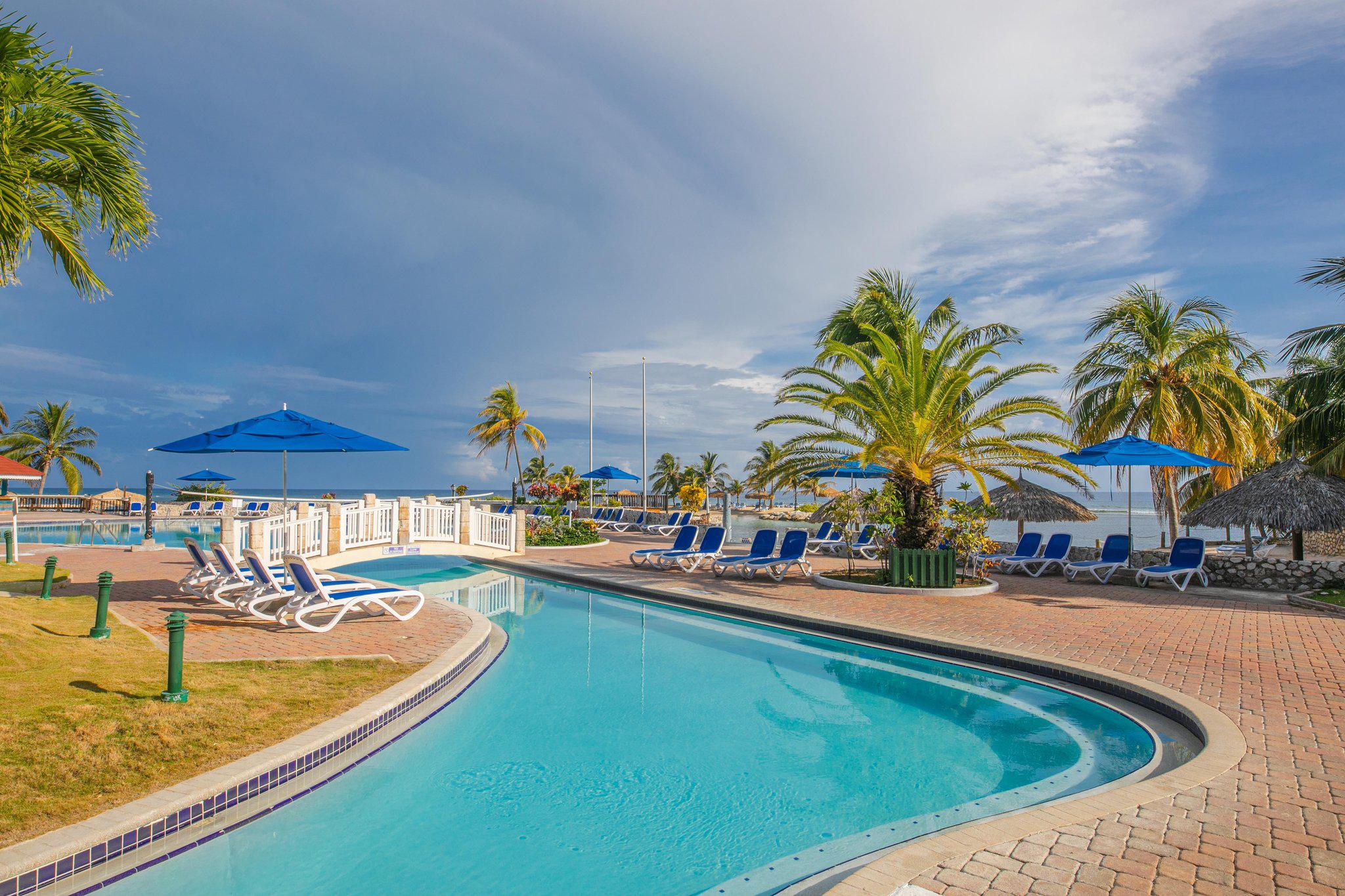 Фото Holiday Inn Resort Montego Bay