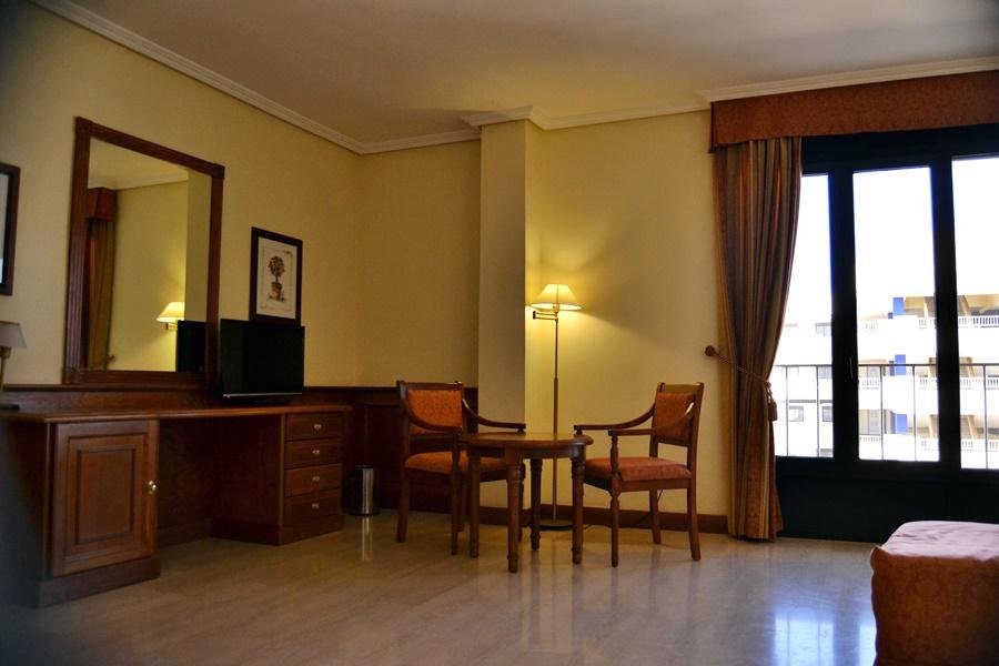 Фото Hotel Zentral Center Adults Only